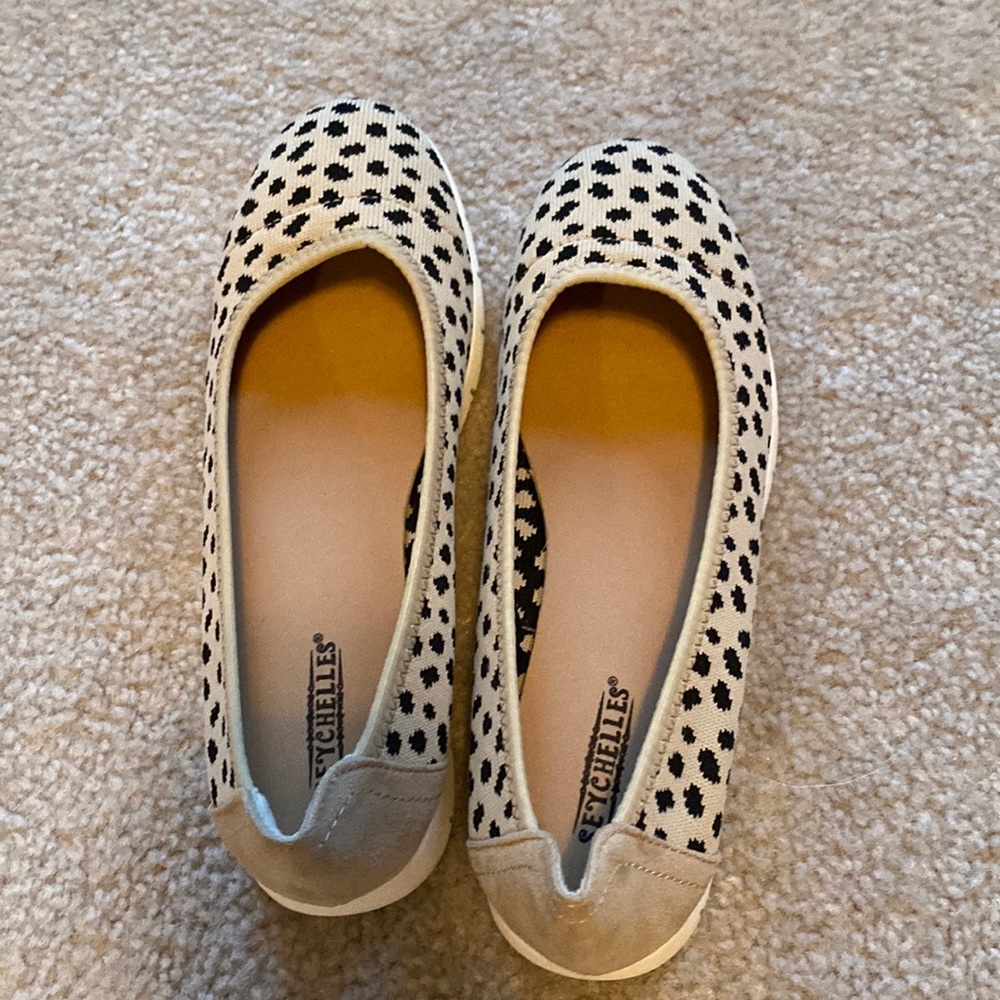 Polka dot / leopard anthropologie flats